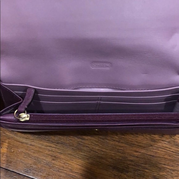 Coach Wallet - Picture 2 of 4